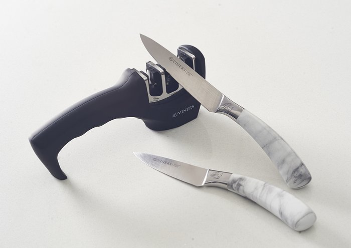 Эргономичная ножеточка черного цвета - лучшие Аксессуары для кухни в INMYROOM