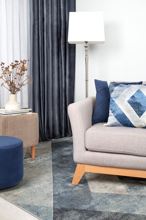 Декоративная подушка Verto синего цвета - купить Декоративные подушки по цене 1368.0