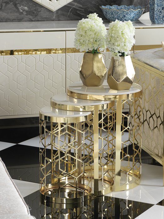 Набор из трех кофейных столиков Дилижан серо-золотого цвета - купить Кофейные столики по цене 102000.0