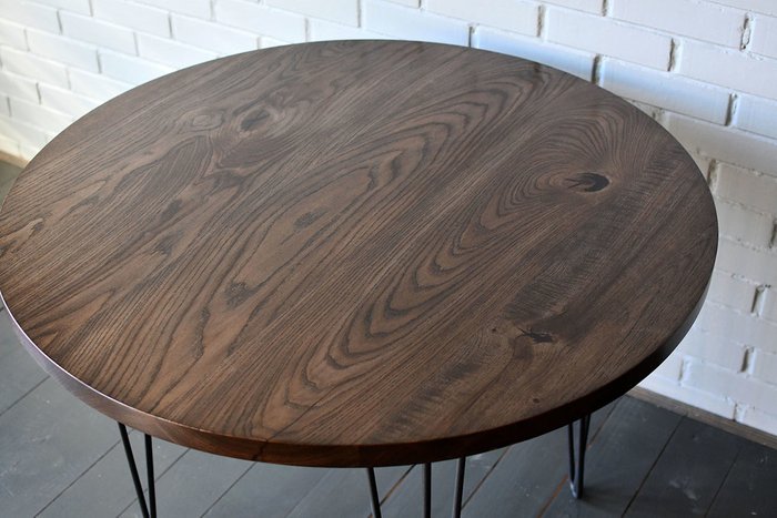 Обеденный стол Slab Oak Shpilki черно-коричневого цвета - лучшие Обеденные столы в INMYROOM