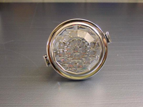 Встраиваемый светильник Swarovski Vega в виде хрустальной полусферы - купить Встраиваемые споты по цене 8460 Встраиваемый светильник Swarovski Vega в виде хрустальной полусферы - купить Встраиваемые споты по цене 8460