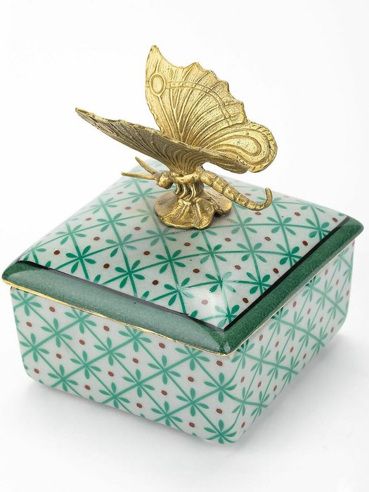 Шкатулка с бабочкой зеленого цвета - купить Шкатулки по цене 6966.0