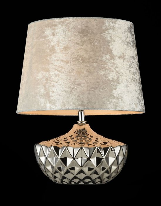 Настольная лампа Adeline с абажуром из бархата - купить Настольные лампы по цене 10790.0