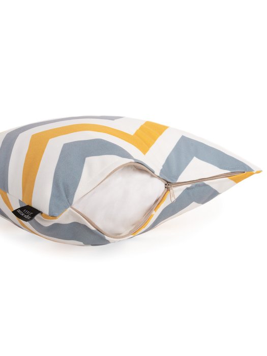 Декоративная подушка Rikko с принтом зигзаг  - купить Декоративные подушки по цене 1368.0