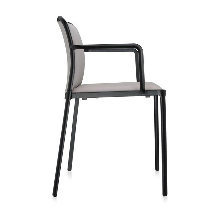 Стул Audrey Soft бежевого цвета с подлокотниками - лучшие Обеденные стулья в INMYROOM