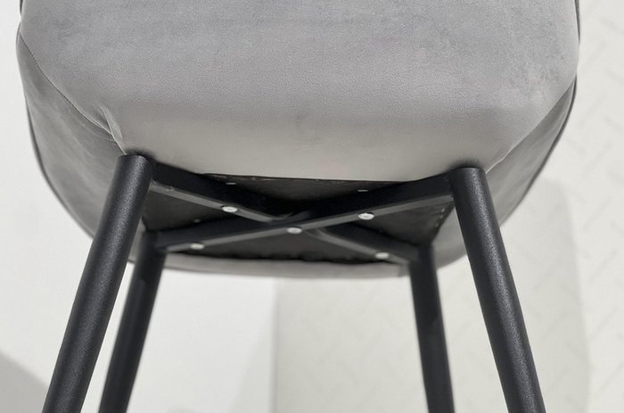 Стул Лари серого цвета  - лучшие Обеденные стулья в INMYROOM