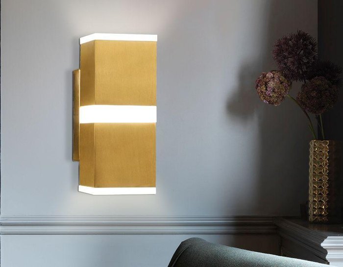 Настенный светодиодный светильник Wal золотого цвета - лучшие Бра и настенные светильники в INMYROOM