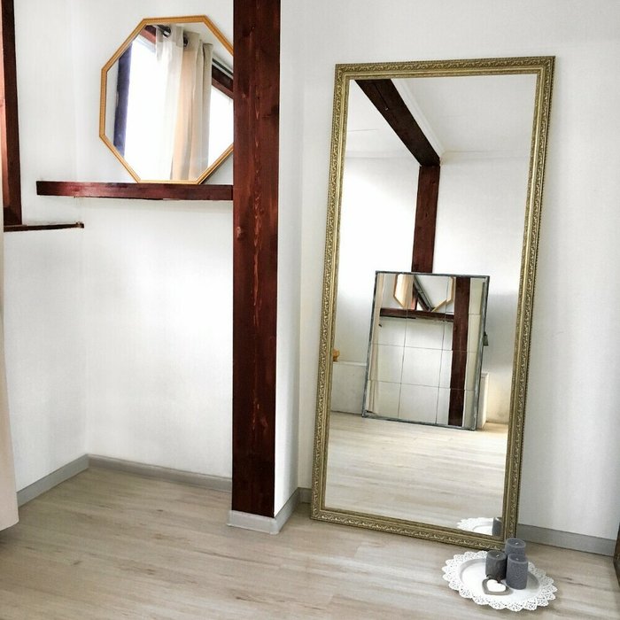 Настенное зеркало Big Silver золотого цвета - лучшие Напольные зеркала в INMYROOM