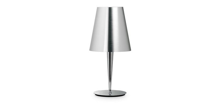 Настольная лампа Julia Grup Iasa из металла  - купить Настольные лампы по цене 9490.0