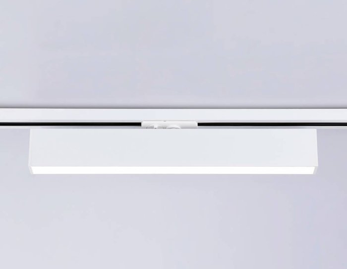 Трековый однофазный светильник Ambrella Light Track System GL6772 - лучшие Трековые светильники в INMYROOM