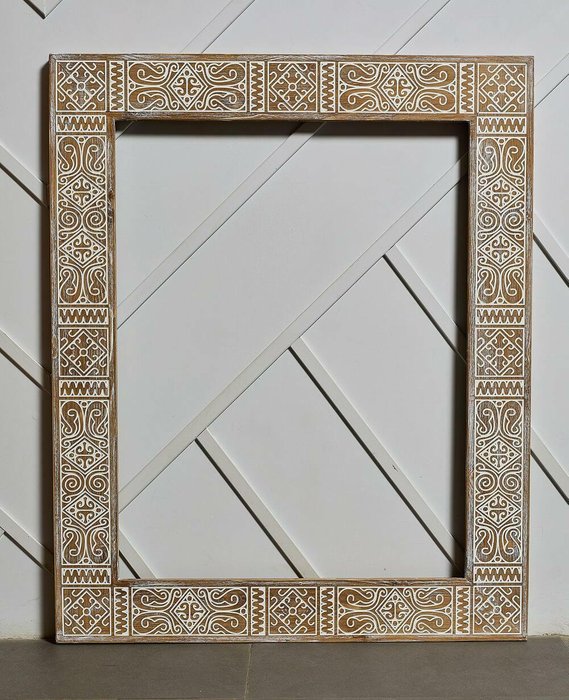 Зеркало настенное Balian Walnut  90x110 в раме коричневого цвета - лучшие Настенные зеркала в INMYROOM