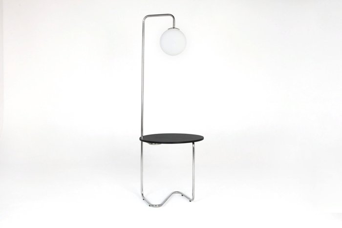 Столик со светильником Bauhaus на металлическом каркасе 