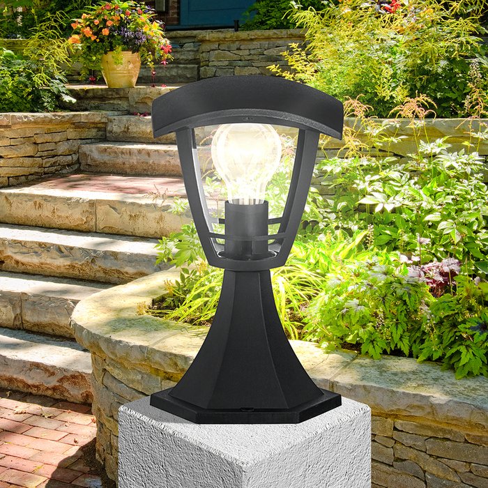 Ландшафтный светильник Валенсия М из пластика черного цвета - лучшие Наземные светильники в INMYROOM