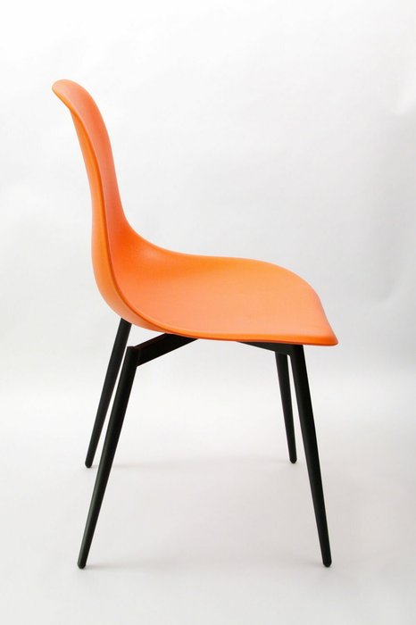 Стул Туссе оранжевого цвета - лучшие Обеденные стулья в INMYROOM