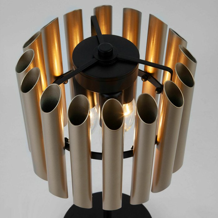 Настольная лампа с металлическим плафоном 01106/3 латунь / черный Castellie - лучшие Настольные лампы в INMYROOM
