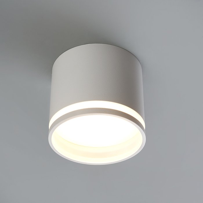 Накладной светильник HL362 41996 (акрил, цвет белый) - лучшие Накладные споты в INMYROOM