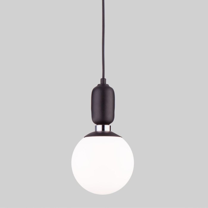 Подвесной светильник Bubble черного цвета со стеклянным плафоном  - купить Подвесные светильники по цене 3920.0