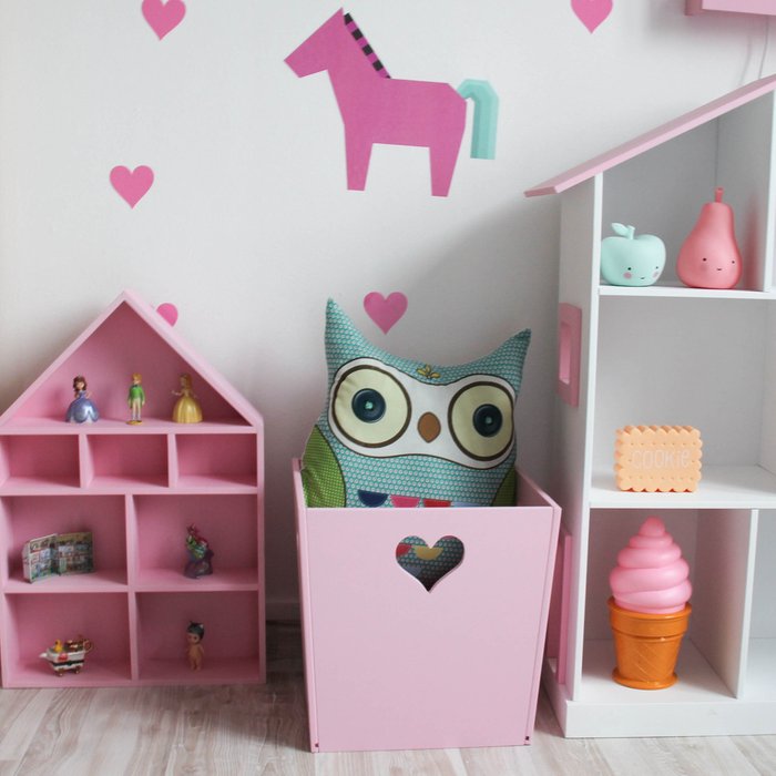 Деревянный ящик для игрушек розовый с сердечком - лучшие Декоративные коробки в INMYROOM