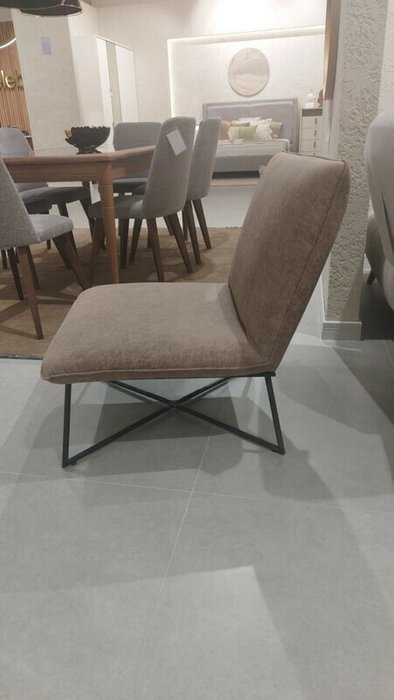 Кресло Pier Armchair коричневого цвета - лучшие Интерьерные кресла в INMYROOM