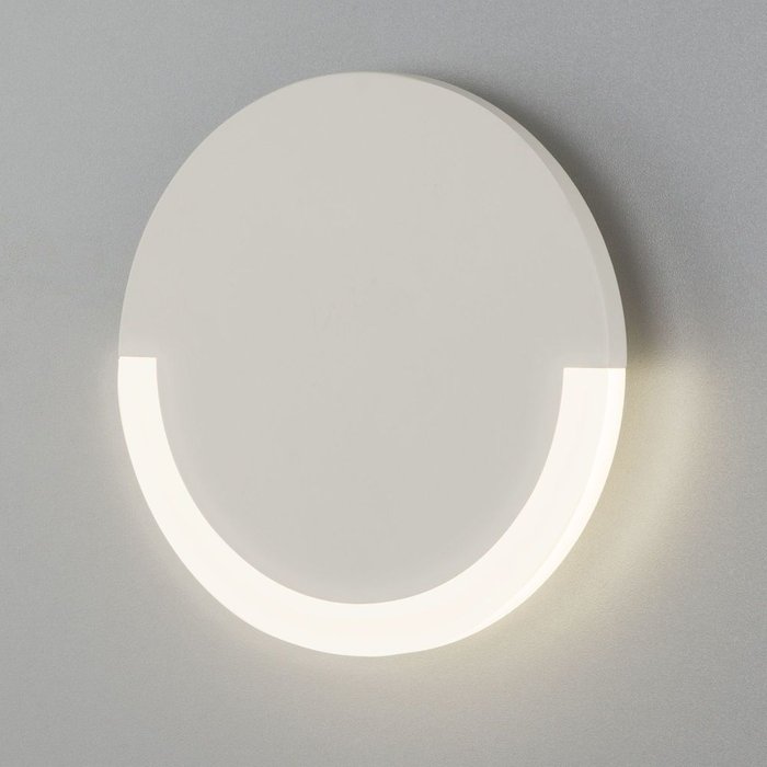 Настенный светодиодный светильник 40147/1 LED белый Radiant