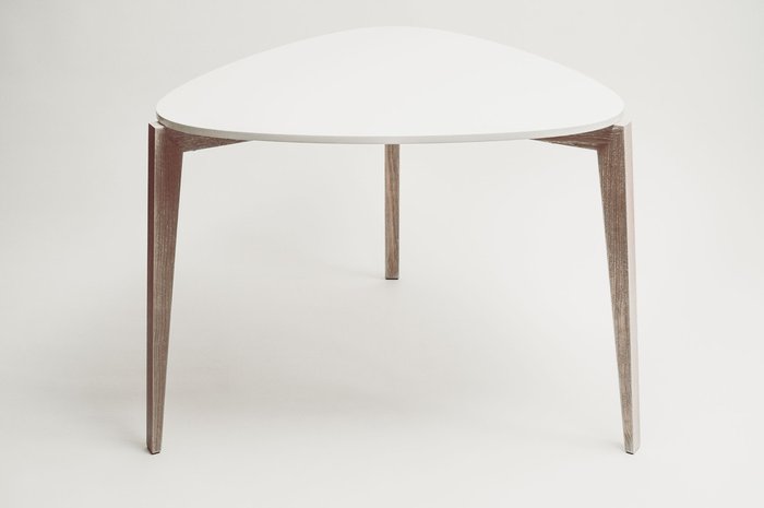 Стол обеденный Triple с белой столешницей - купить Обеденные столы по цене 27982.0