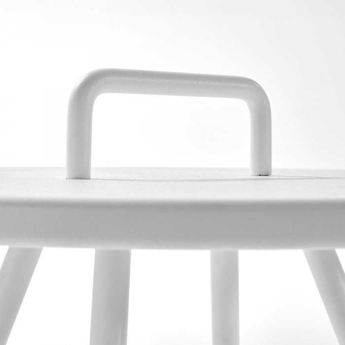 Кофейный столик Accost из металла белого цвета - купить Кофейные столики по цене 3890.0