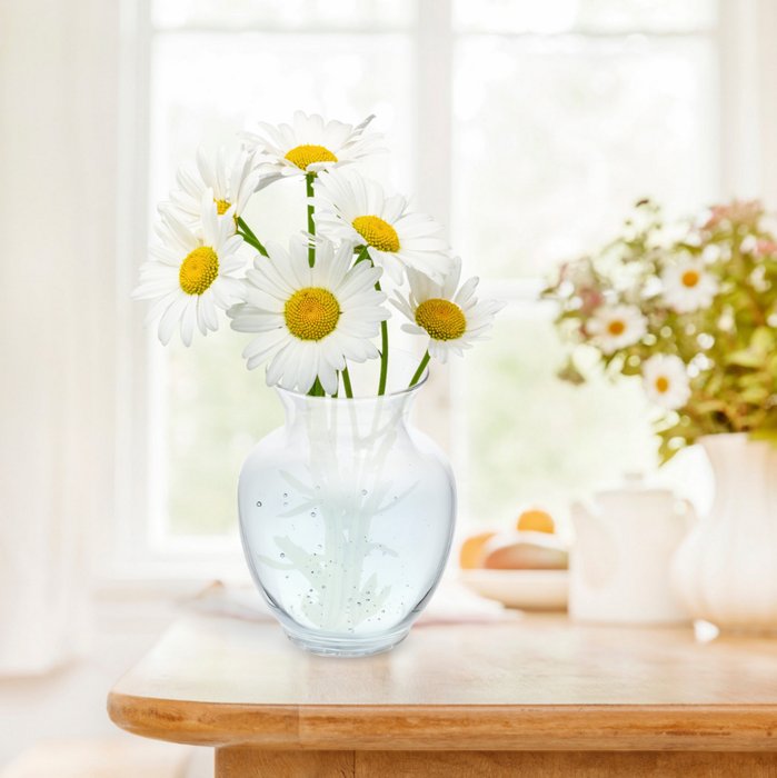 Прозрачная стеклянная ваза  - купить Вазы  по цене 900.0