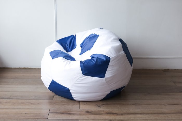 Кресло Мяч сине-белого цвета - лучшие Бескаркасная мебель в INMYROOM
