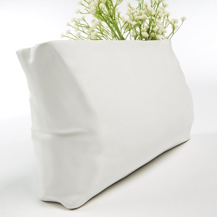 Керамическая ваза Crafty белого цвета - купить Вазы  по цене 3990.0