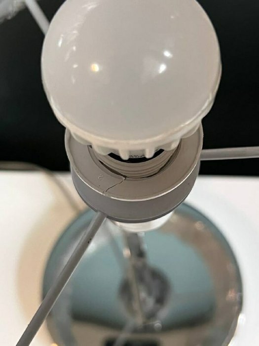 Настольная лампа Linda серого цвета    - купить Настольные лампы по цене 3950.0