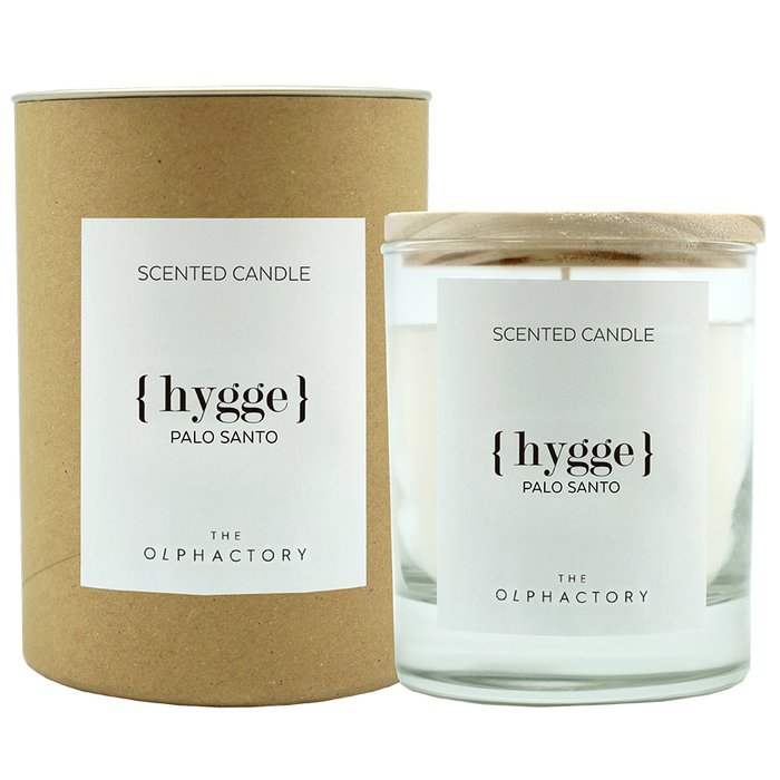 Свеча ароматическая Hygge белого цвета - купить Свечи по цене 1890.0