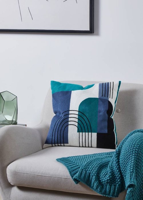 Подушка декоративная Berhala 45х45 сине-зеленого цвета - купить Декоративные подушки по цене 5390