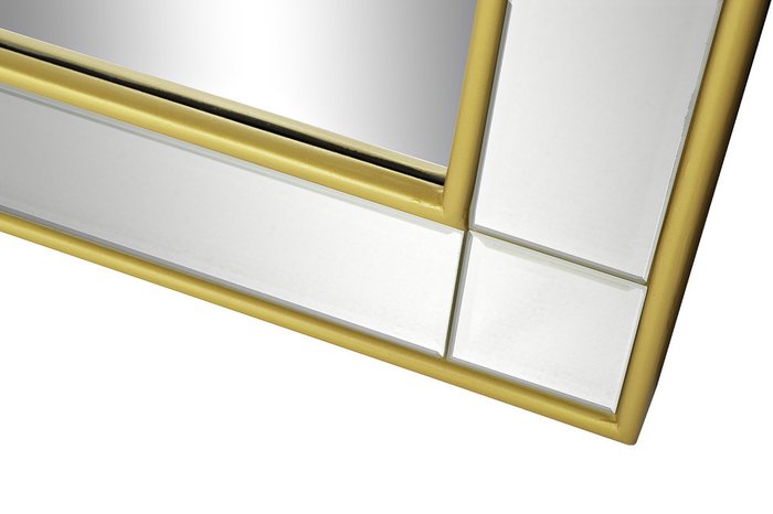 Настенное зеркало 74х104 в раме золотого цвета - купить Декор стен по цене 29400.0