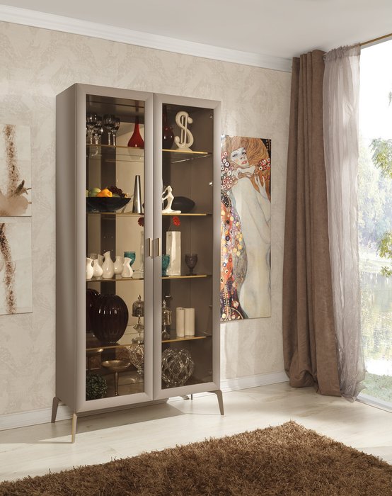 Шкаф-витрина Dimare серо-бежевого цвета с зеркалом - купить Шкафы витринные по цене 66080.0