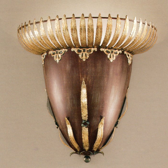 Настенный светильник MM Lampadari с плафоном  в виде желудя коричневого цвета с потертостями - лучшие Бра и настенные светильники в INMYROOM