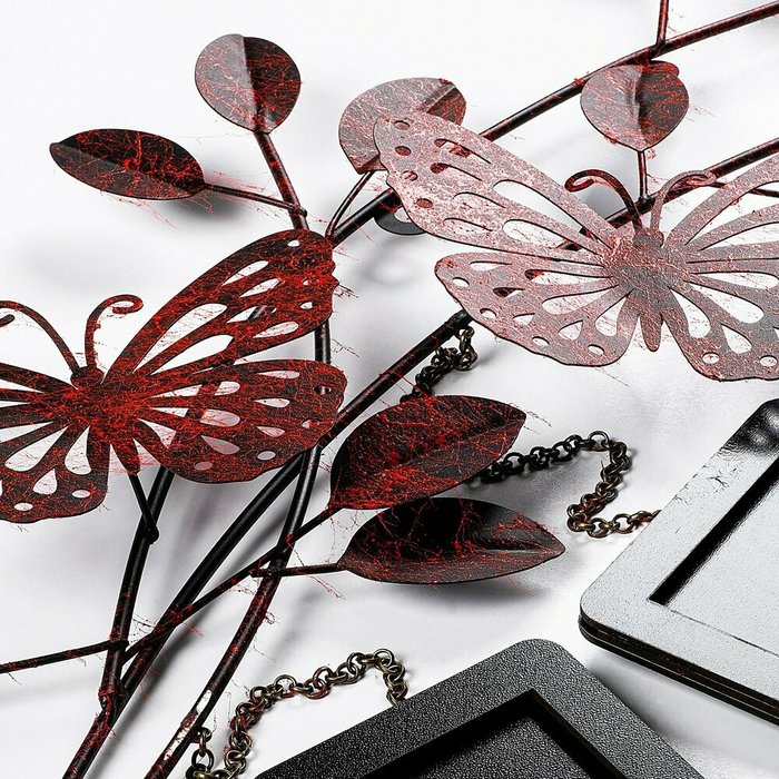 Настенный декор ручной работы Бабочки 65х93 из металла черно-красного цвета - купить Декор стен по цене 13785.0