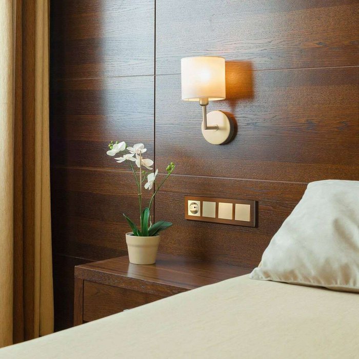 Выключатель одноклавишный проходной шампань W1112011 - лучшие Розетки в INMYROOM Выключатель одноклавишный проходной шампань W1112011 - лучшие Розетки в INMYROOM