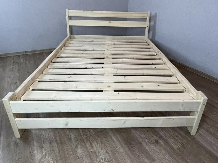 Кровать Мишка сосновая усиленная 120х200 бежевого цвета - лучшие Кровати для спальни в INMYROOM