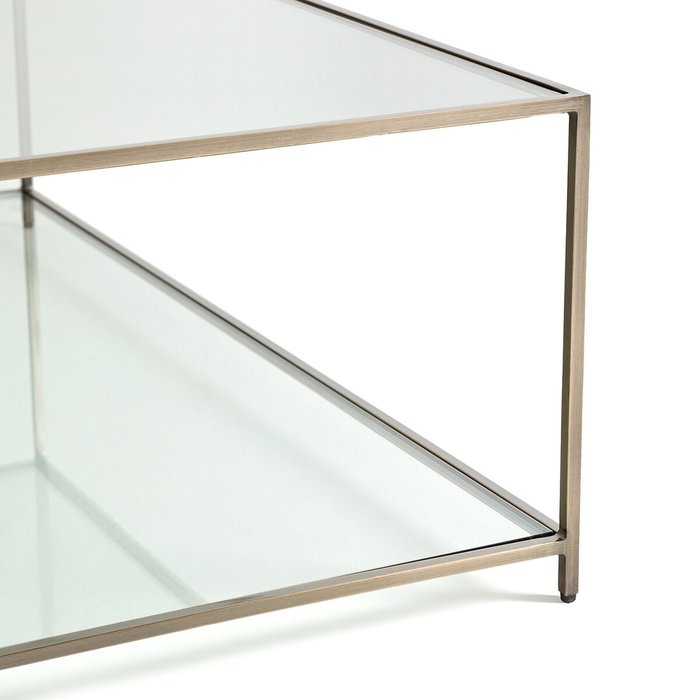 Стол журнальный квадратный из закаленного стекла Sybil золотистого цвета - лучшие Журнальные столики в INMYROOM