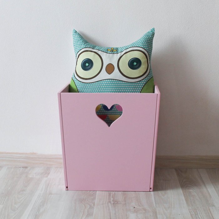 Деревянный ящик для игрушек розовый с сердечком - купить Декоративные коробки по цене 990.0