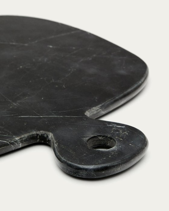 Сервировочная доска Odar из черного мрамора - лучшие Разделочные доски в INMYROOM