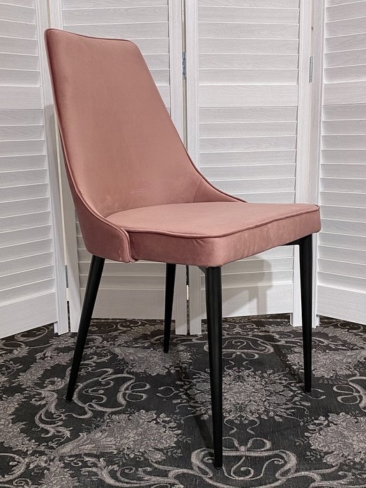 Стул Nepal розового цвета - купить Обеденные стулья по цене 7000.0