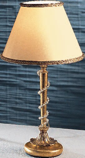 Настольная лампа Renzo Del Ventisette с абажуром цвета слоновой кости с золотым кантом  - купить Настольные лампы по цене 22040.0