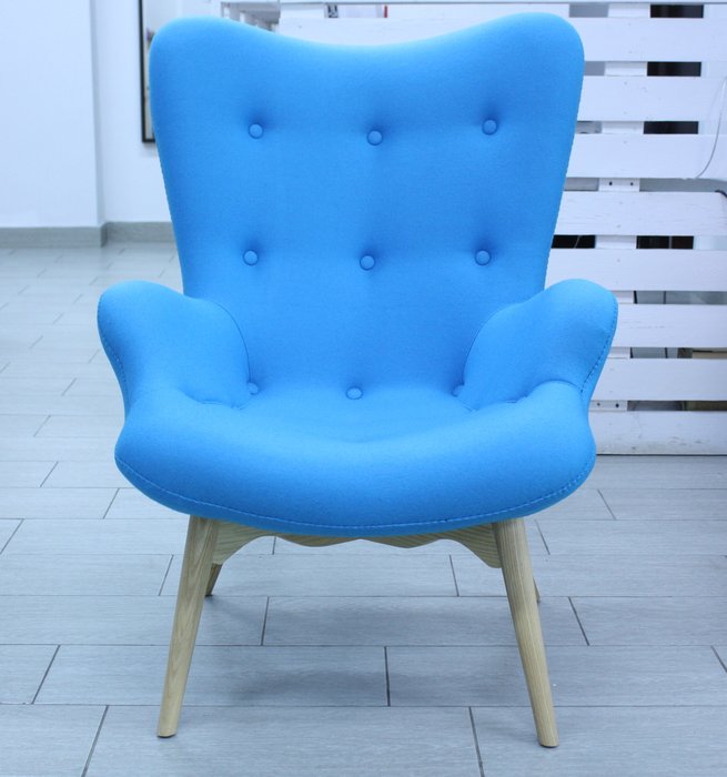 Кресло Contour с обивкой из ткани голубого цвета  - лучшие Интерьерные кресла в INMYROOM
