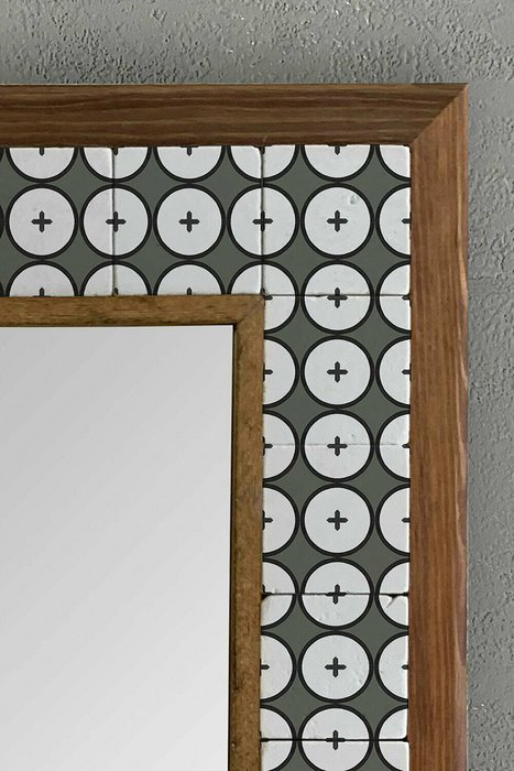 Настенное зеркало 43x43 с каменной мозаикой серо-белого цвета - лучшие Настенные зеркала в INMYROOM