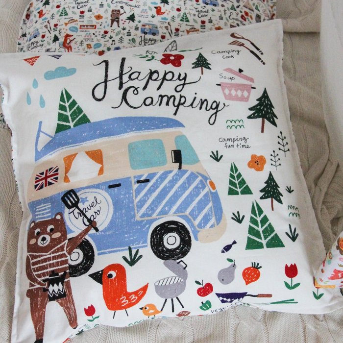 Подушка Happy Camping из 100% хлопка - купить Декоративные подушки по цене 1090.0