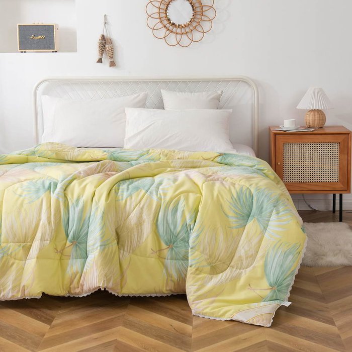 Одеяло Малика 160х220 желто-зеленого цвета - лучшие Одеяла в INMYROOM