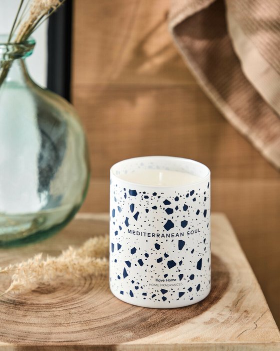 Ароматическая свеча Mediterranean бело-синего цвета - купить Свечи по цене 3890.0
