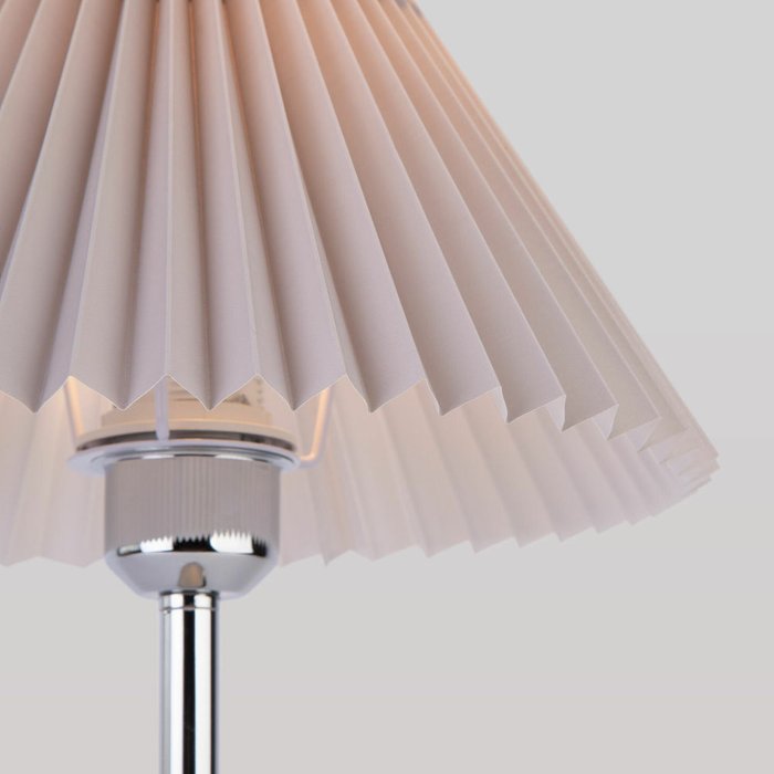 Классический настольный светильник 01132/1 хром/серый Peony - лучшие Подвесные светильники в INMYROOM
