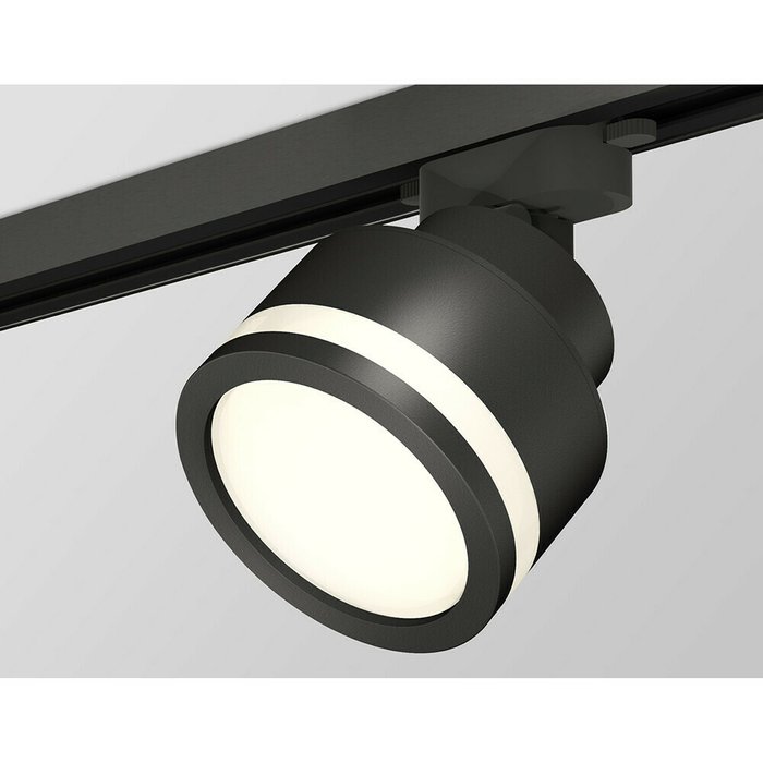 Трековый светильник Ambrella Track System XT8102022 - купить Трековые светильники по цене 5550.0 Трековый светильник Ambrella Track System XT8102022 - купить Трековые светильники по цене 5550.0